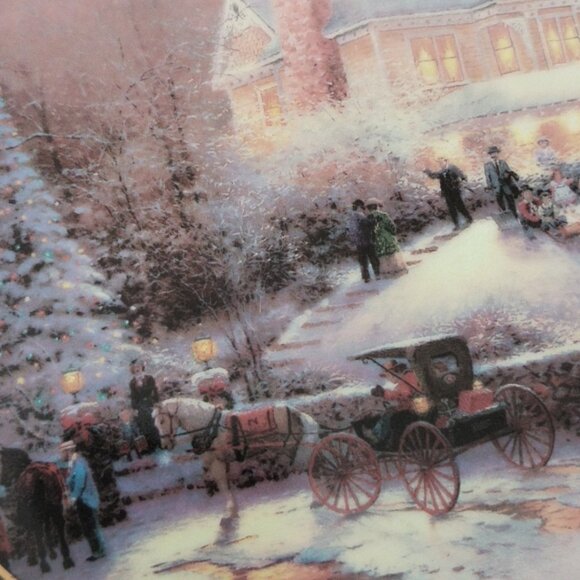 Thomas Kinkade Victorian Christmas II 2001 Braford Exchange Collectors Plate - Picture 4 of 9